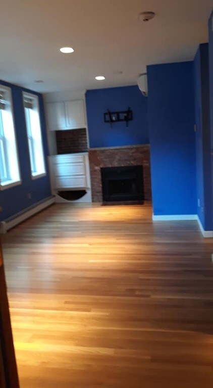 69 N Margin St unit 3, Boston, MA 02113 - photo 3