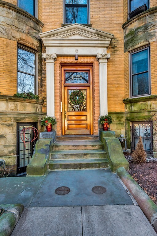 1079 Beacon St unit 5, Brookline, MA 02446 - photo 3