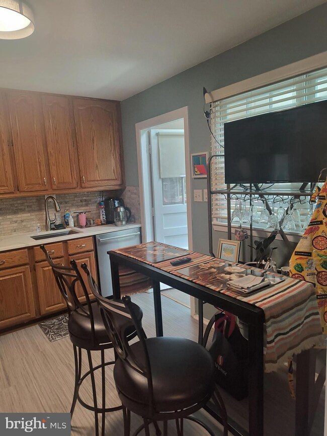 1306 Gresham Rd, Silver Spring, MD 20904 - photo 6