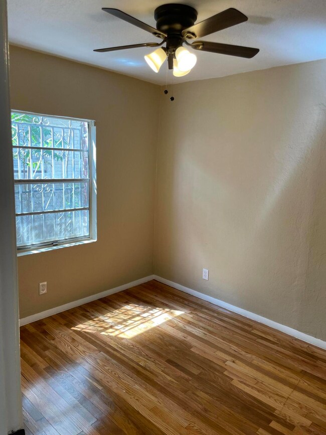 3341 Monroe Ave, El Paso, TX 79930 - photo 2