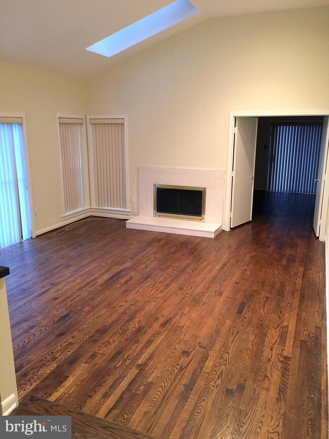 5215 Strathmore Ave, Kensington, MD 20895 - photo 5