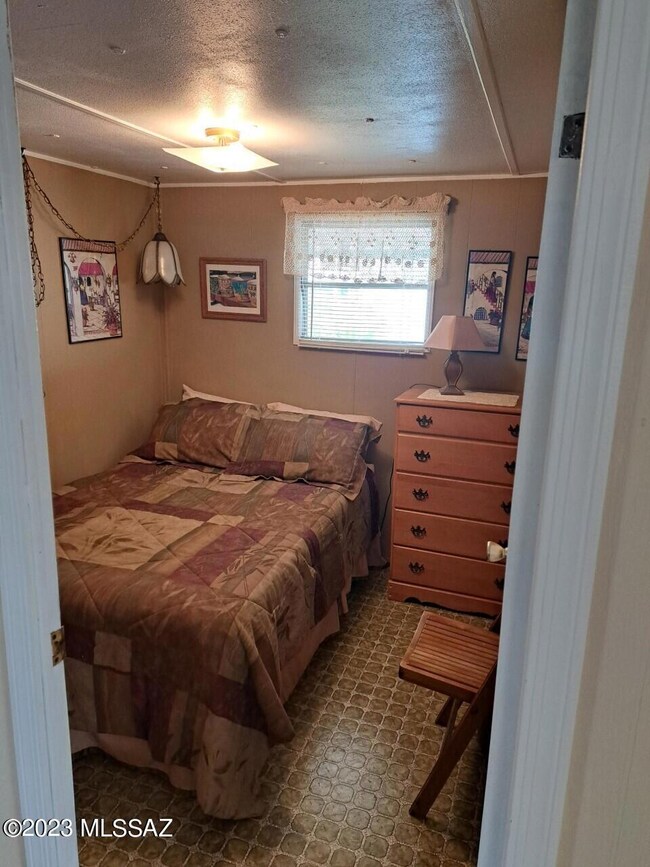 5700 Guest Bedroom