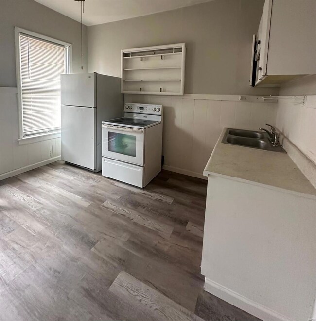 4642 Farlin Ave unit 2F, Saint Louis, MO 63115 - photo 4