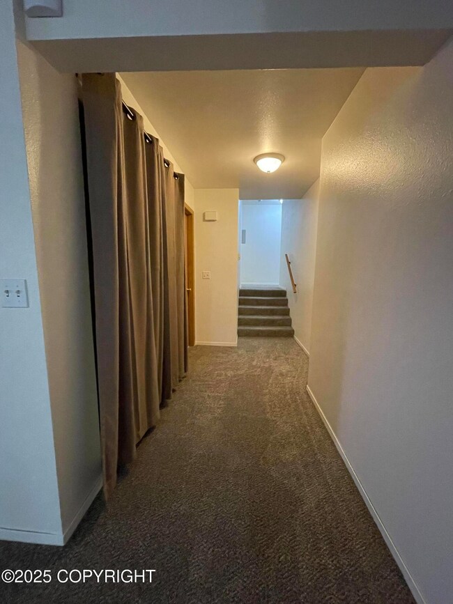 3903 Iowa Dr unit 3, Anchorage, AK 99517 - photo 7
