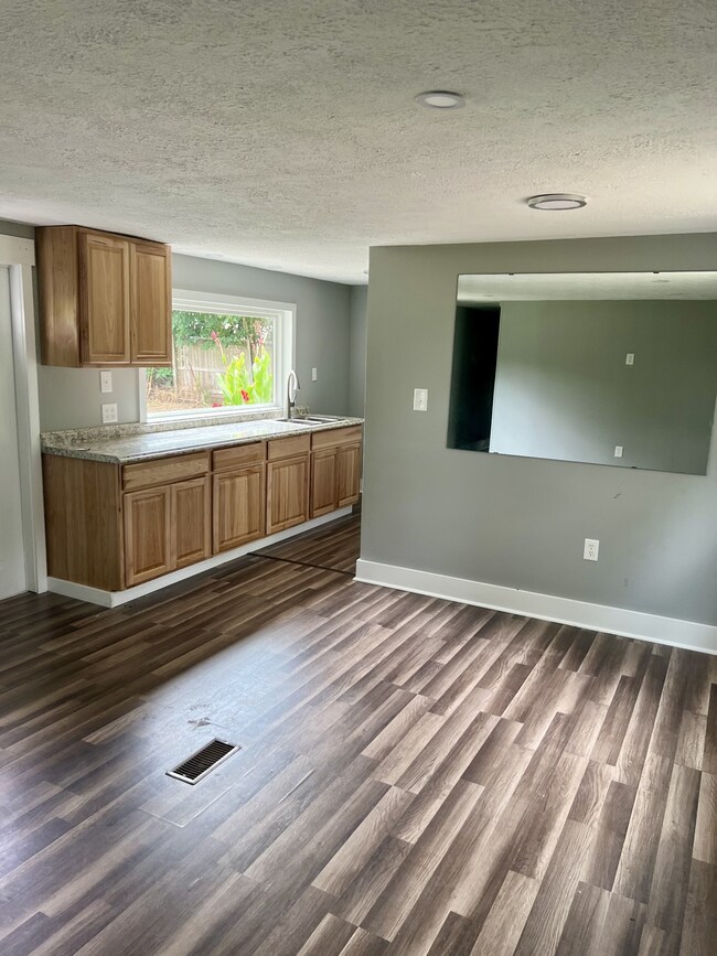 Living Room Combo Kitchen