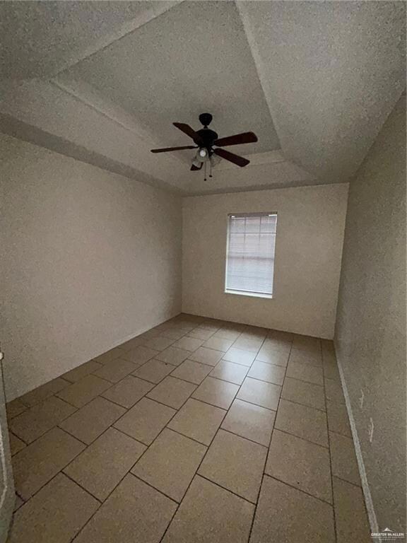 702 Jade St unit B, Edinburg, TX 78541 - photo 6