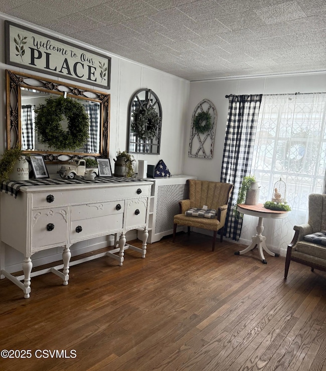 3. Living Room 3