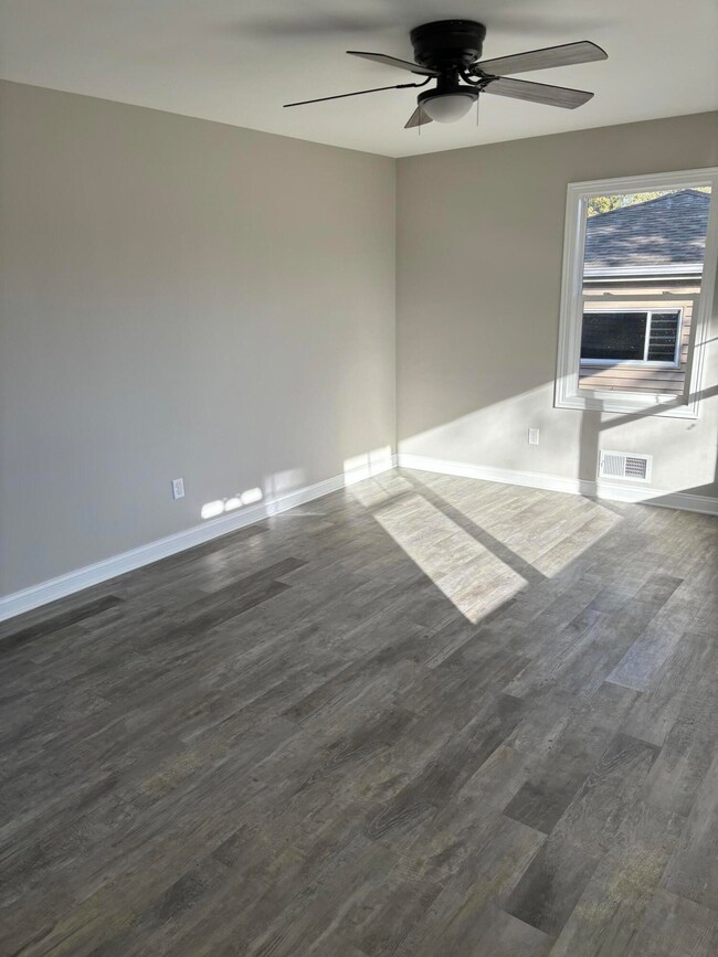 9246 Highland Place, Highland, IN 46322 - photo 3