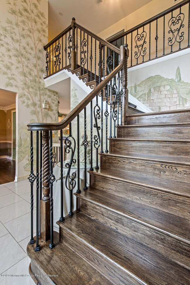 23_24Staircase_mls