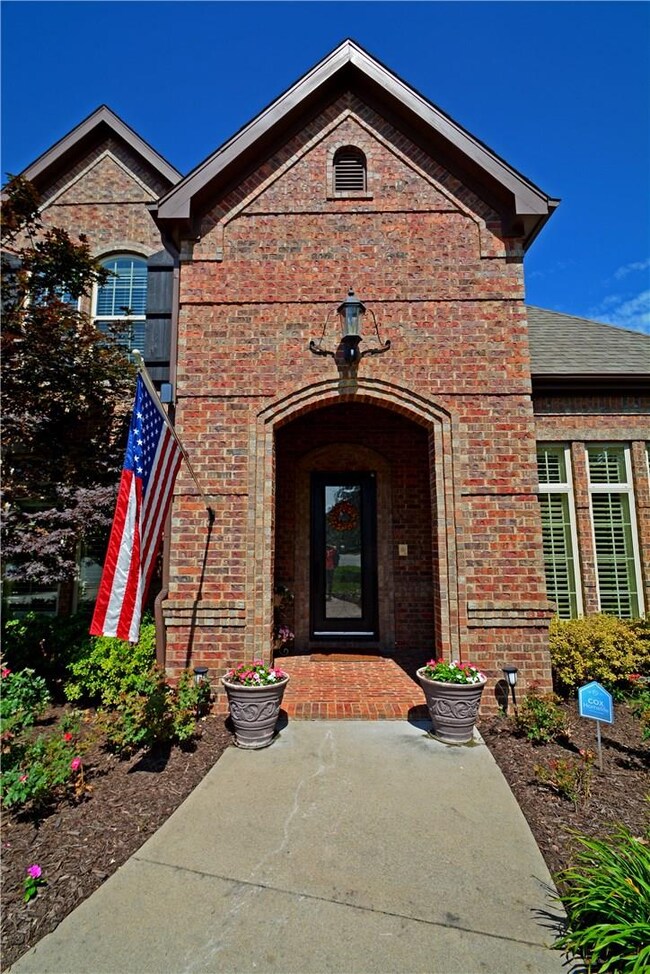 3226 Thornbury Dr, Springdale, AR 72764 - photo 2