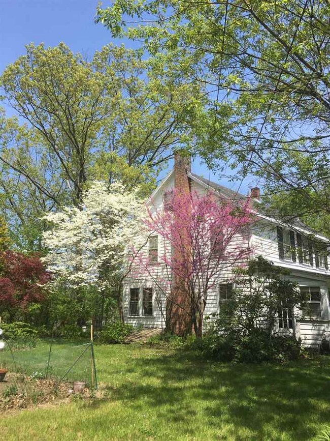 47 Fairbrother Ave, Charlestown, NH 03603 - photo 2