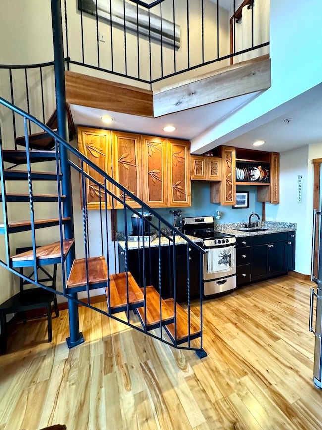 17-3 S Branch Way unit 35, Rangeley, ME 04970 - photo 3