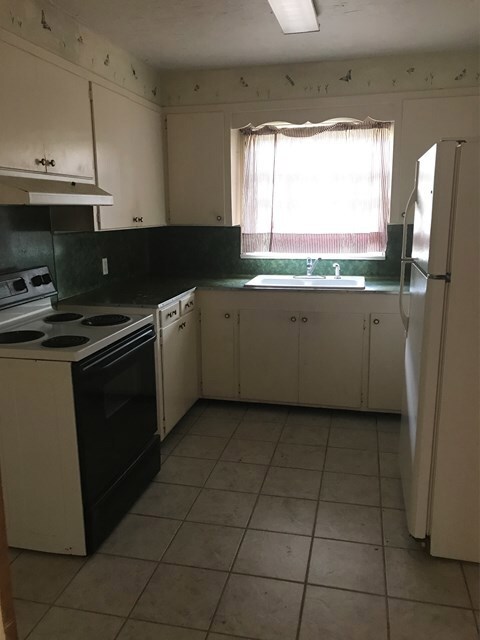 824 Daughtry Ave N, Douglas, GA 31533 - photo 5