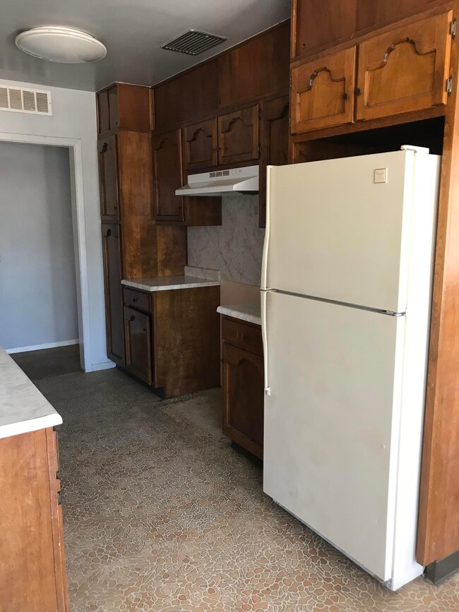 8100 La Paloma Cir, El Paso, TX 79907 - photo 6