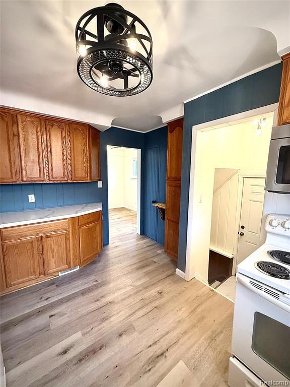 29581 Rosemont St, Roseville, MI 48066 - photo 4