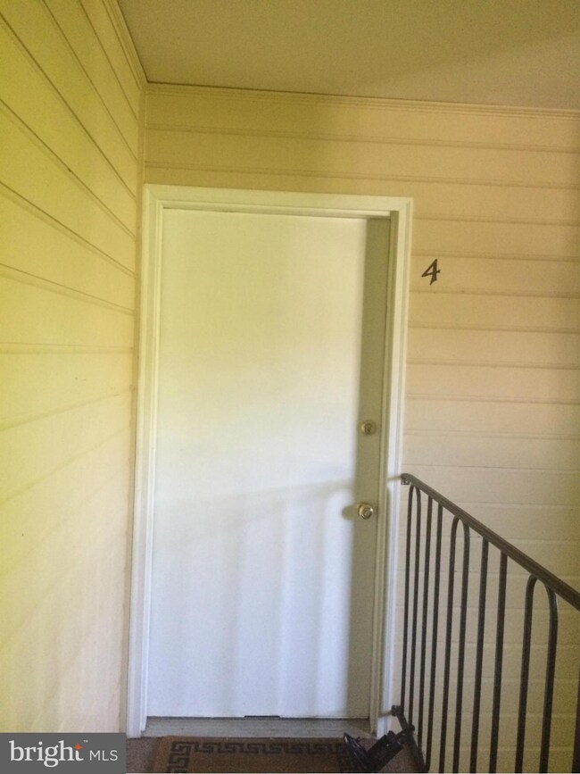 123 E Main St unit 4, Purcellville, VA 20132 - photo 3