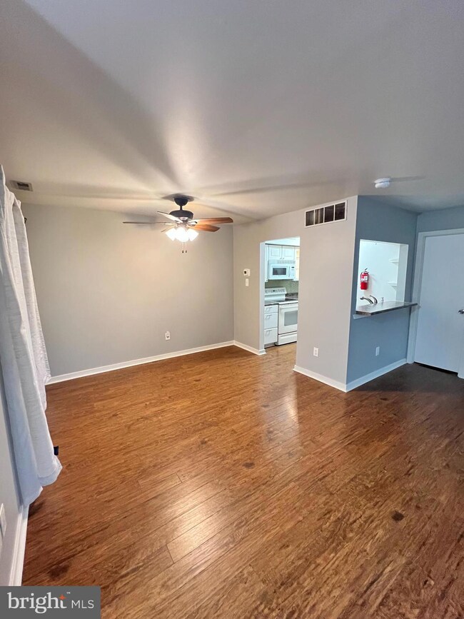 1303 Roberts Way, Voorhees, NJ 08043 - photo 7