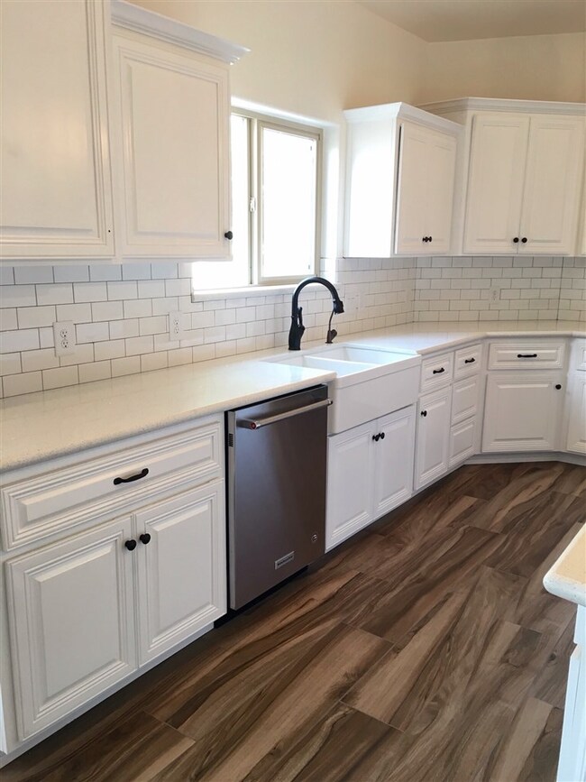 2278 S 46th Way, Yuma, AZ 85364 - photo 2