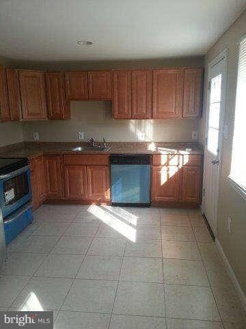 2121 Oak Rd, Sparrows Point, MD 21219 - photo 4