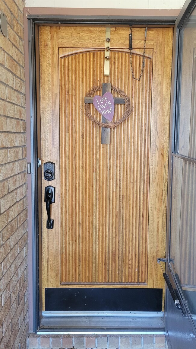 1510 White Oaks Ct, Alamogordo, NM 88310 - photo 3