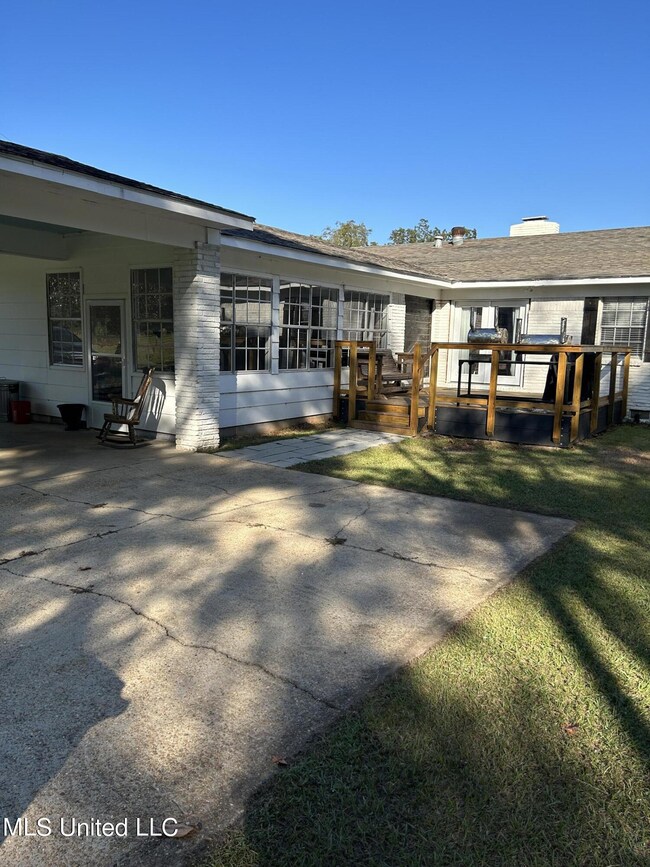 3247 Highway 613, Lucedale, MS 39452 - photo 6