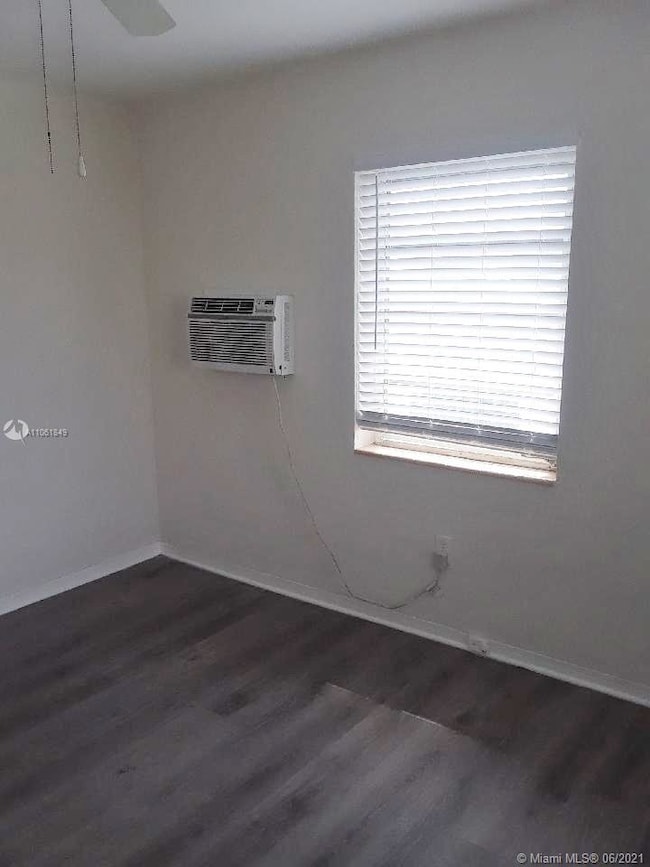 7920 Byron Ave unit 7, Miami Beach, FL 33141 - photo 6