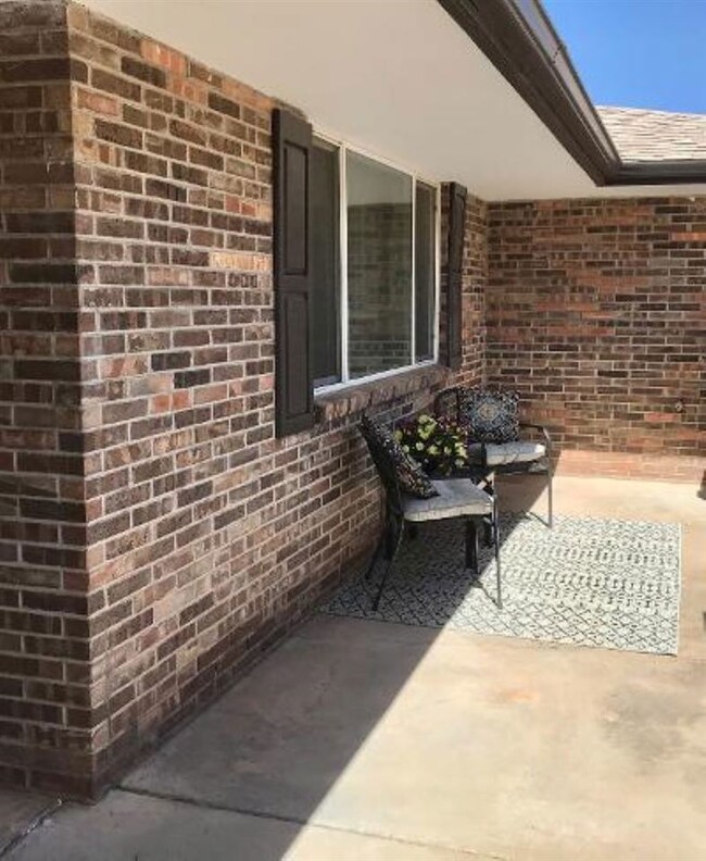 1813 Juniper Dr, Alamogordo, NM 88310 - photo 2