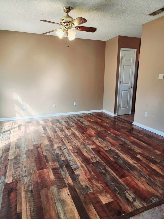 2811 Stonewater Dr, Albany, GA 31721 - photo 4