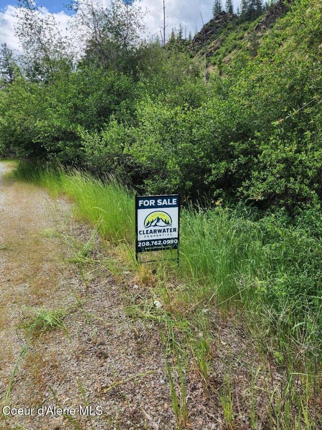 Marker Middle of Lot