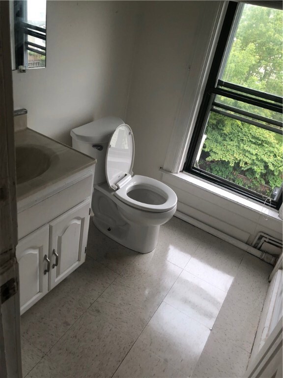 117 Cleveland St unit 3, Central Falls, RI 02863 - photo 5