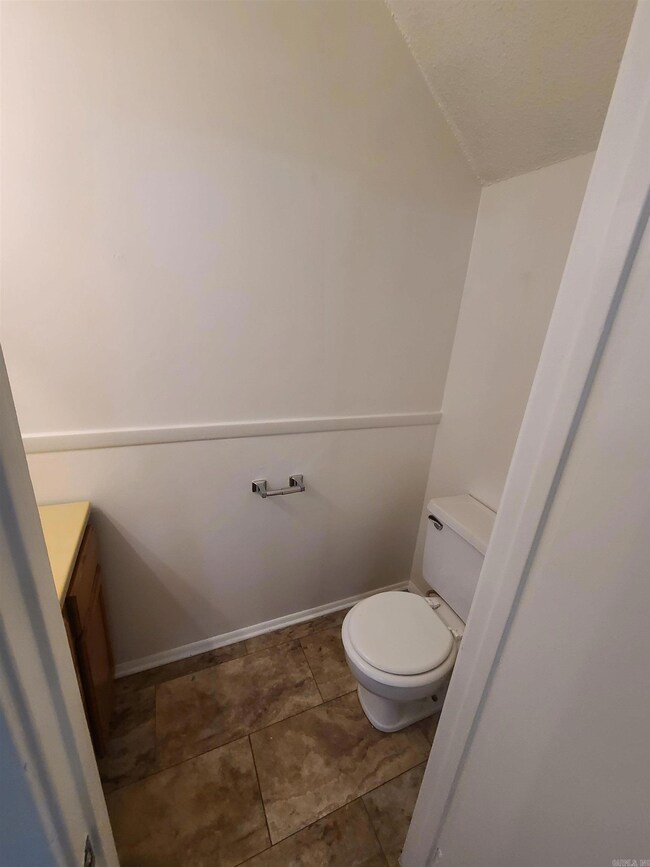 315 S Bailey St, Jacksonville, AR 72076 - photo 7