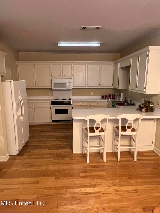 302 creston ct kit