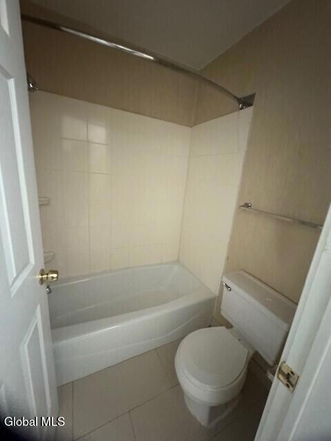 3 Residence Inn Dr unit 102, Latham, NY 12110 - photo 7