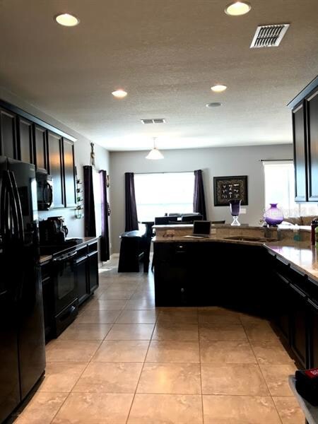 Open concept Kitchen