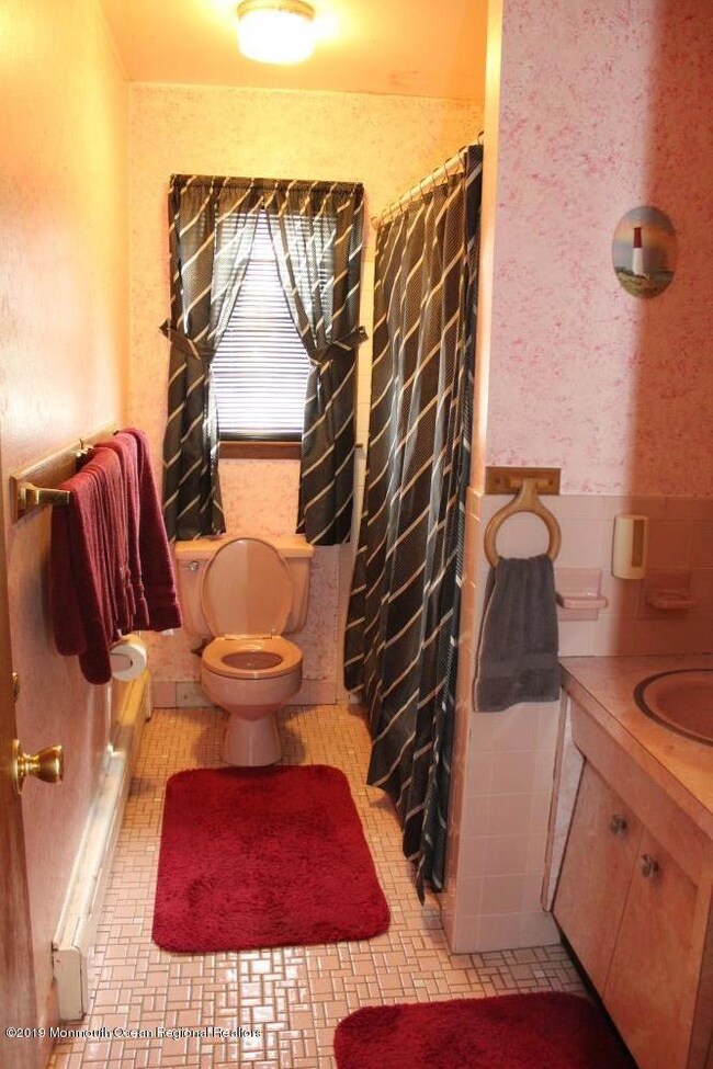 32 Hollander St, South River, NJ 08882 - photo 6