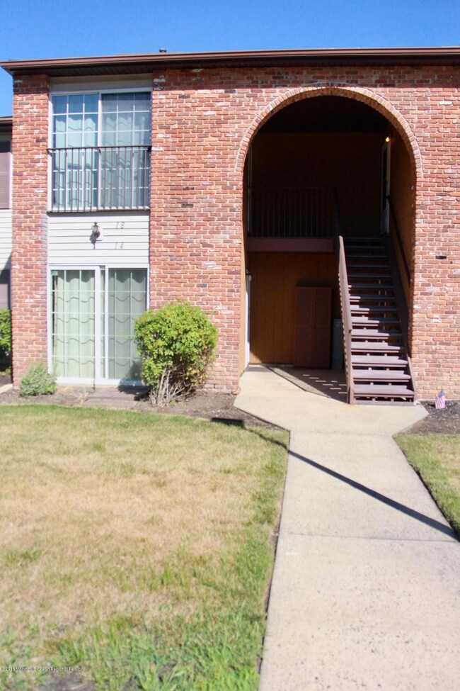 14 Frontier Way, Tinton Falls, NJ 07753 - photo 4