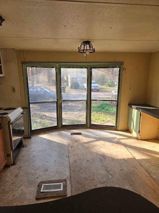 359 Dallas Spencer Mountain Rd unit 22, Gastonia, NC 28056 - photo 3