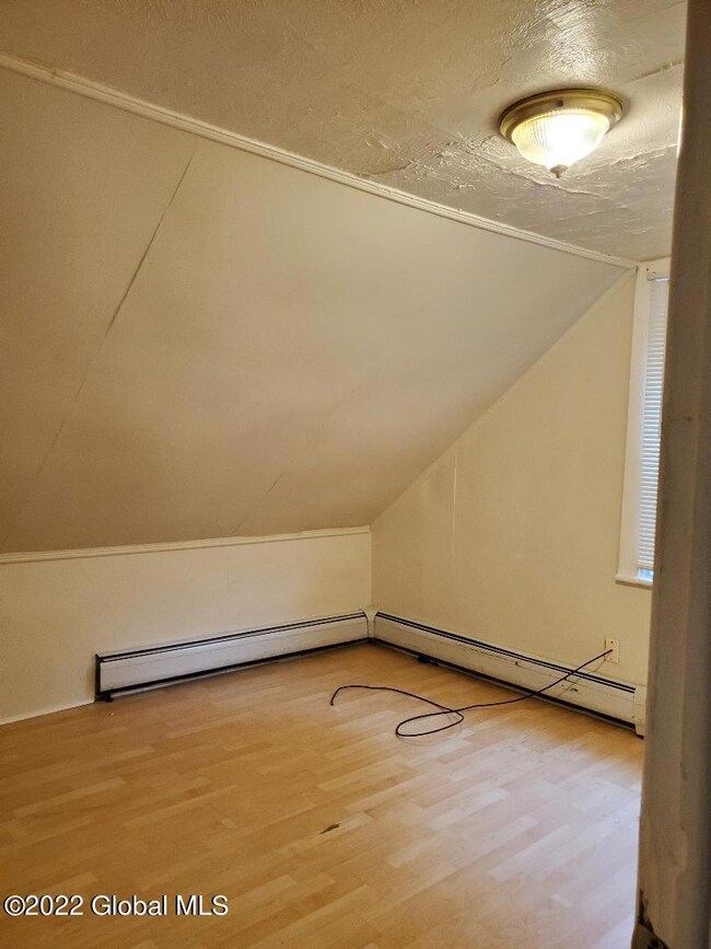 590 Livingston Ave, Albany, NY 12206 - photo 7