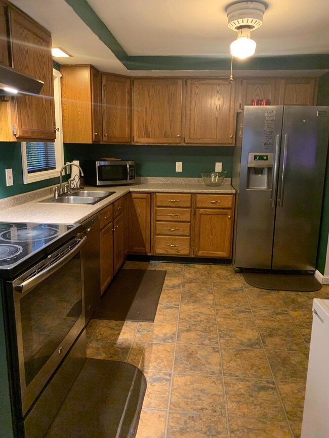 74 Country Club Dr, Auburn, ME 04210 - photo 7