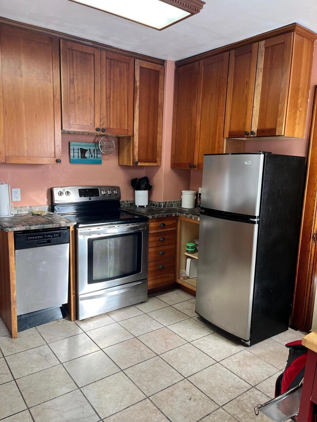 421 N 19 1/2 Ave W, Duluth, MN 55806 - photo 5