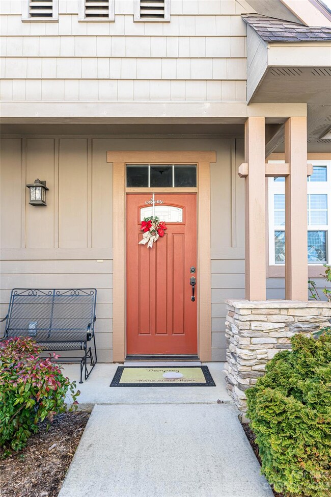 23 Foxtail Ct, Hendersonville, NC 28792 - photo 5