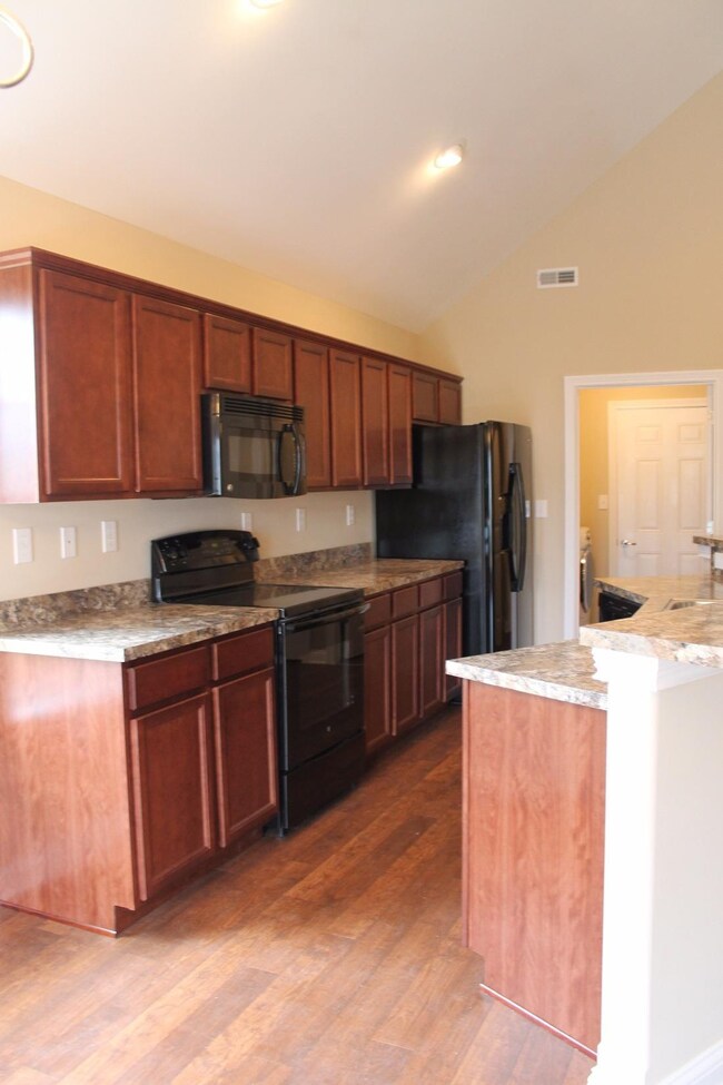 107 Meadowcrest Dr, Georgetown, KY 40324 - photo 5