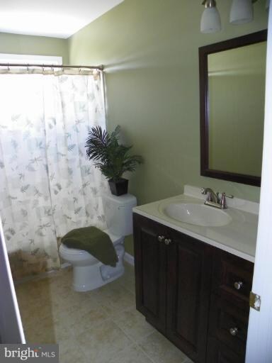 1325 Halstead Rd, Parkville, MD 21234 - photo 7