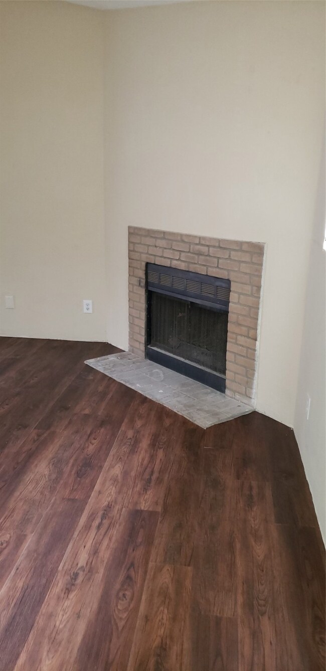 7200 T C Jester Blvd unit 3204, Houston, TX 77088 - photo 3