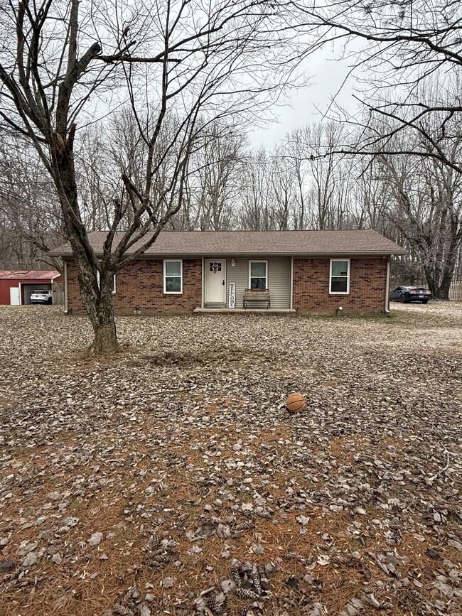 132 Wind Curve Cir, Lafayette, TN 37083 - photo 3