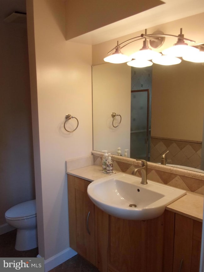 7806 Glenhaven Ct, McLean, VA 22102 - photo 5