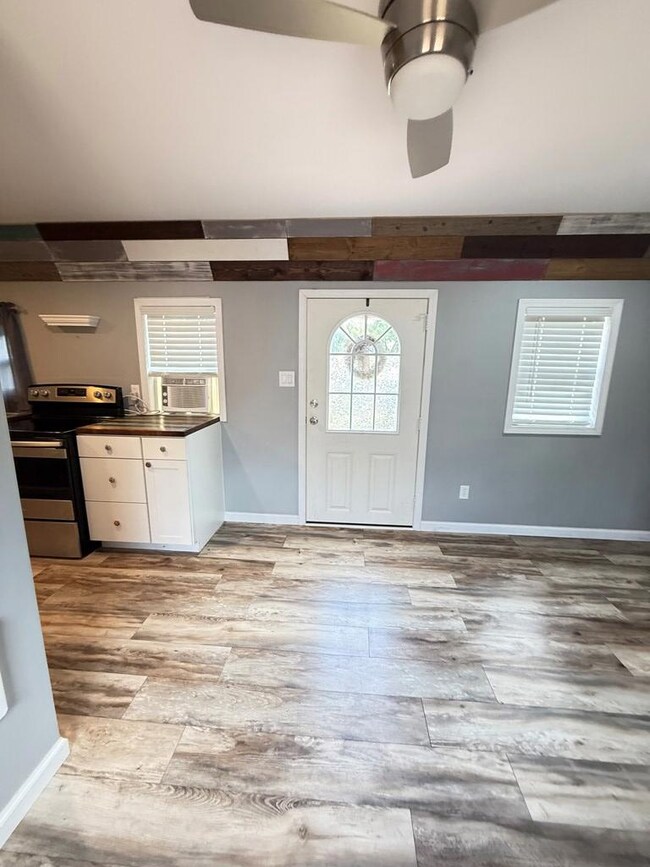 151 Rolling Hills Dr, Marion, VA 24354 - photo 3