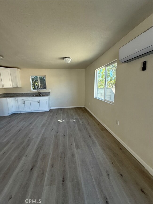 17055 San Bernardino Ave unit 2, Fontana, CA 92335 - photo 4
