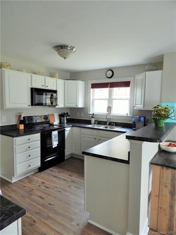 120 Tarrington Dr, Statesville, NC 28625 - photo 5