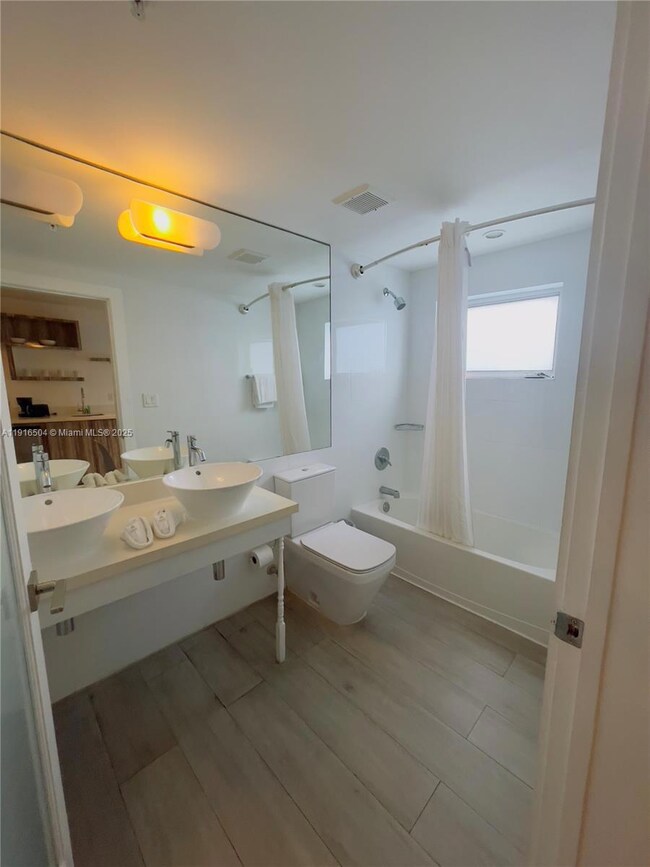 8320 Harding Ave unit 606, Miami Beach, FL 33141 - photo 5